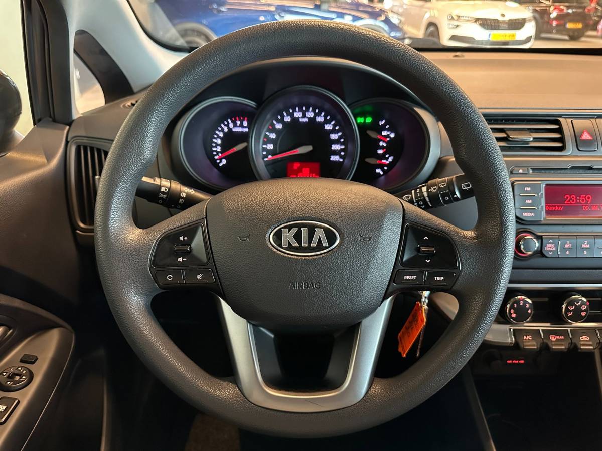 Kia Rio Kia Rio 1.2 CVVT 5-DRS PLUS PACK|CLIMA AIRCO|ISOFIX|AUX+Ipod+USB+12v+BLUETOOTH|START/STOP|NAP|APK 2-2-2027|OH.BEURT BIJ AFLEVERING