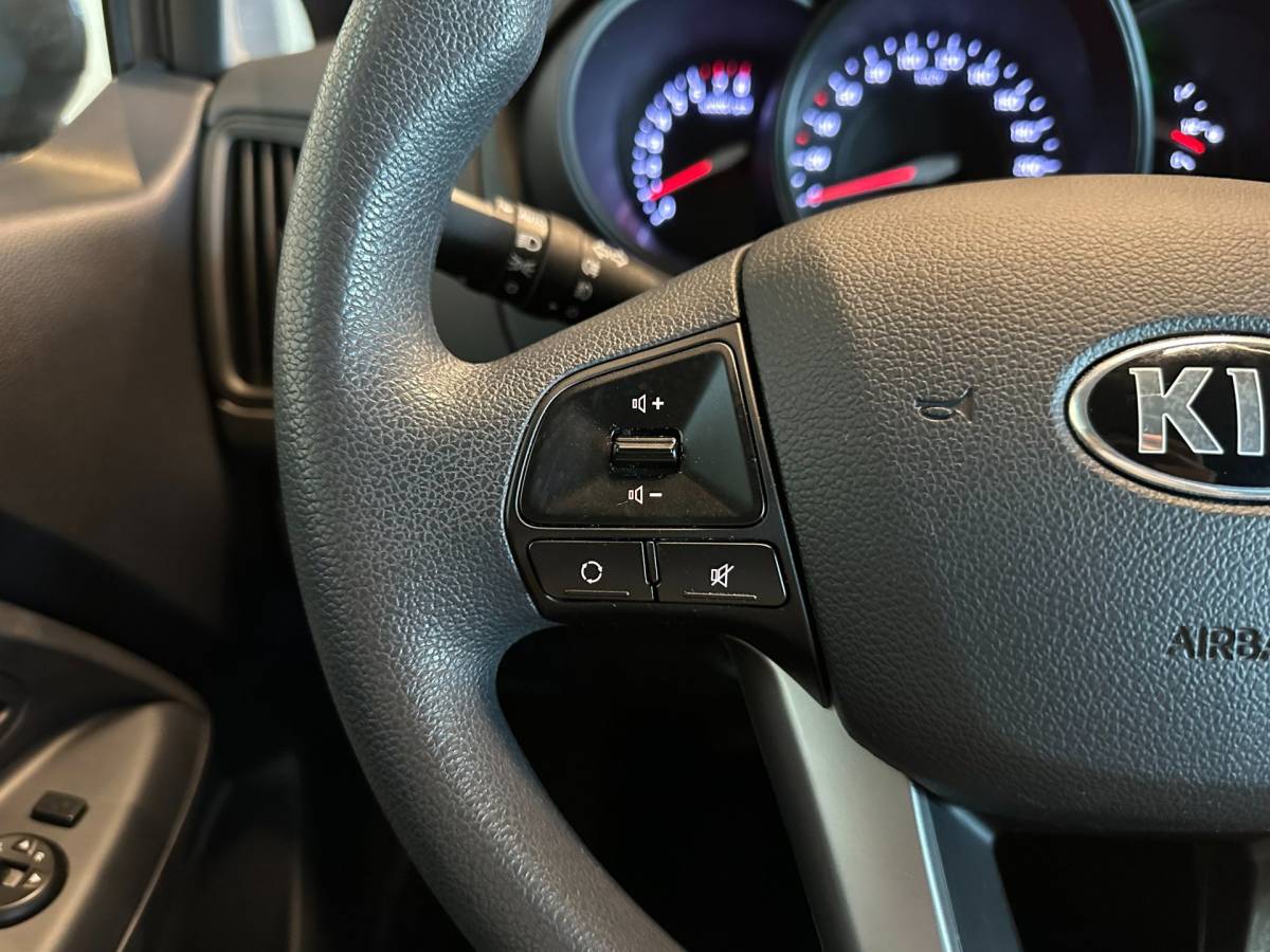 Kia Rio Kia Rio 1.2 CVVT 5-DRS PLUS PACK|CLIMA AIRCO|ISOFIX|AUX+Ipod+USB+12v+BLUETOOTH|START/STOP|NAP|APK 2-2-2027|OH.BEURT BIJ AFLEVERING