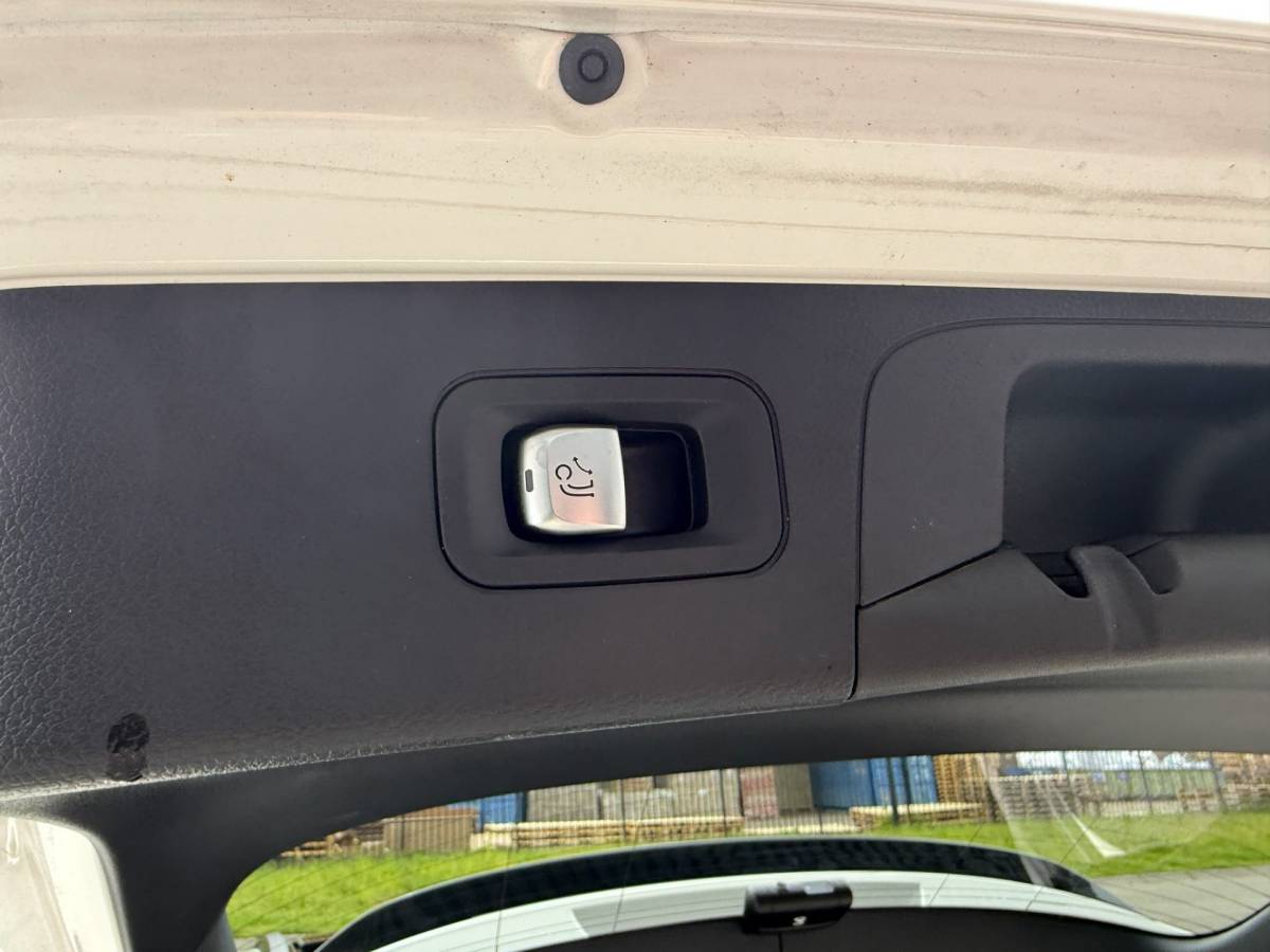Mercedes-Benz GLC Mercedes-Benz GLC-klasse AMG 43 4MATIC | 12MND GARANTIE | KUIPSTOELEN | BURMESTER | MEMORY | PANO | ACC | STANDKACHEL | 360 CAMERA | BOMVOL | TREKHAAK |