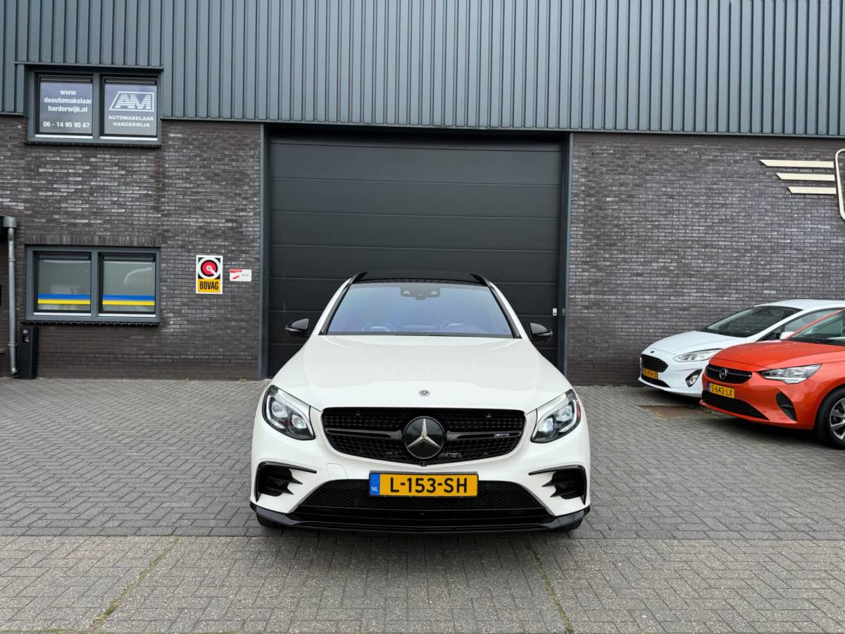 Mercedes-Benz GLC Mercedes-Benz GLC-klasse AMG 43 4MATIC | 12MND GARANTIE | KUIPSTOELEN | BURMESTER | MEMORY | PANO | ACC | STANDKACHEL | 360 CAMERA | BOMVOL | TREKHAAK |