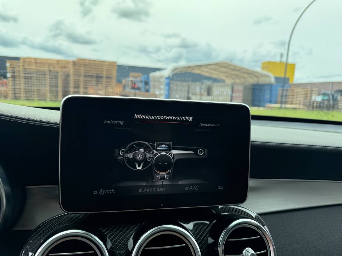 Mercedes-Benz GLC Mercedes-Benz GLC-klasse AMG 43 4MATIC | 12MND GARANTIE | KUIPSTOELEN | BURMESTER | MEMORY | PANO | ACC | STANDKACHEL | 360 CAMERA | BOMVOL | TREKHAAK |