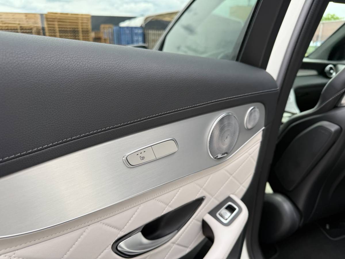 Mercedes-Benz GLC Mercedes-Benz GLC-klasse AMG 43 4MATIC | 12MND GARANTIE | KUIPSTOELEN | BURMESTER | MEMORY | PANO | ACC | STANDKACHEL | 360 CAMERA | BOMVOL | TREKHAAK |