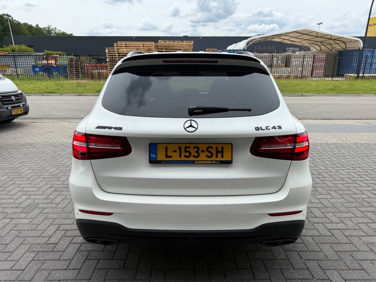Mercedes-Benz GLC Mercedes-Benz GLC-klasse AMG 43 4MATIC | 12MND GARANTIE | KUIPSTOELEN | BURMESTER | MEMORY | PANO | ACC | STANDKACHEL | 360 CAMERA | BOMVOL | TREKHAAK |