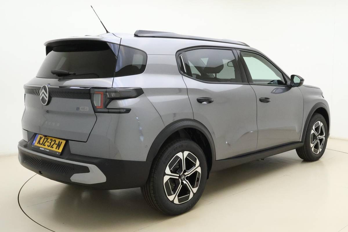 Citroën ë-C3 Aircross Citroen Ë-C3 Aircross Max 113pk Extended Range 54 kWh | stoelverwarming | Apple/Android carplay | Navigatie |  Achteruitrijcamera | Geluidsisolerend glas | 11kw laadkabel | Dodehoekdetectie | Regensensor | Stuurbediening Voor/Achter parkeersensoren