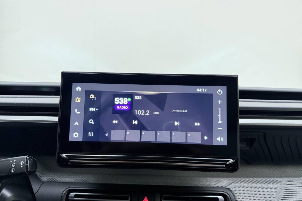 Citroën ë-C3 Aircross Citroen Ë-C3 Aircross Max 113pk Extended Range 54 kWh | stoelverwarming | Apple/Android carplay | Navigatie |  Achteruitrijcamera | Geluidsisolerend glas | 11kw laadkabel | Dodehoekdetectie | Regensensor | Stuurbediening Voor/Achter parkeersensoren