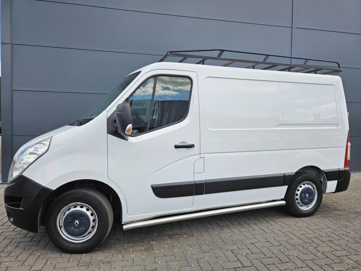 Renault Master Renault Master 2.3 dCi L1H1 Airco Navi 110 PK inrichting Imp