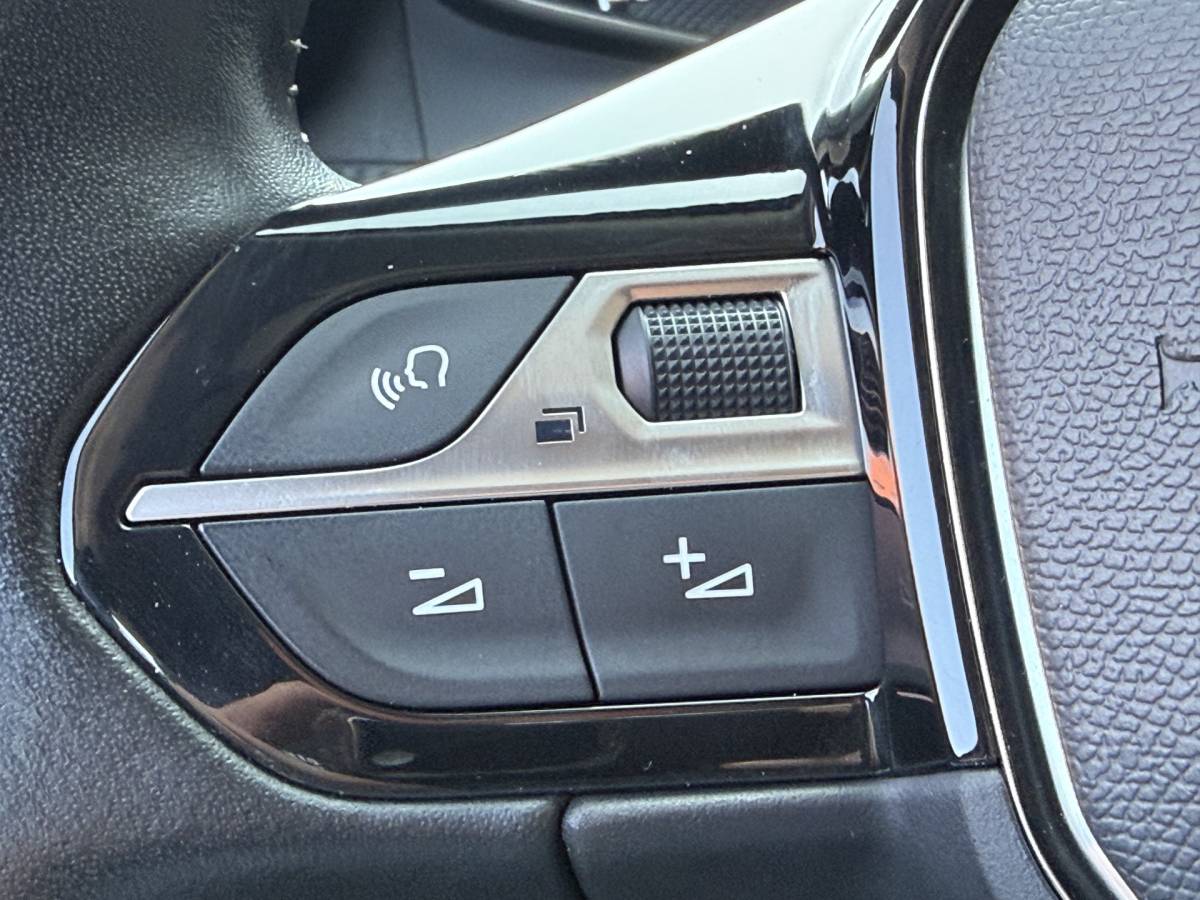 Peugeot 2008 Peugeot 2008 BWJ 2020 1.2 PureTech 101 PK Blue Lease Active FULL LED | 360 CAMERA | CARPLAY + ANDROID | DAB + | NAVI | CLIMA | CRUISE | LMV | PDC