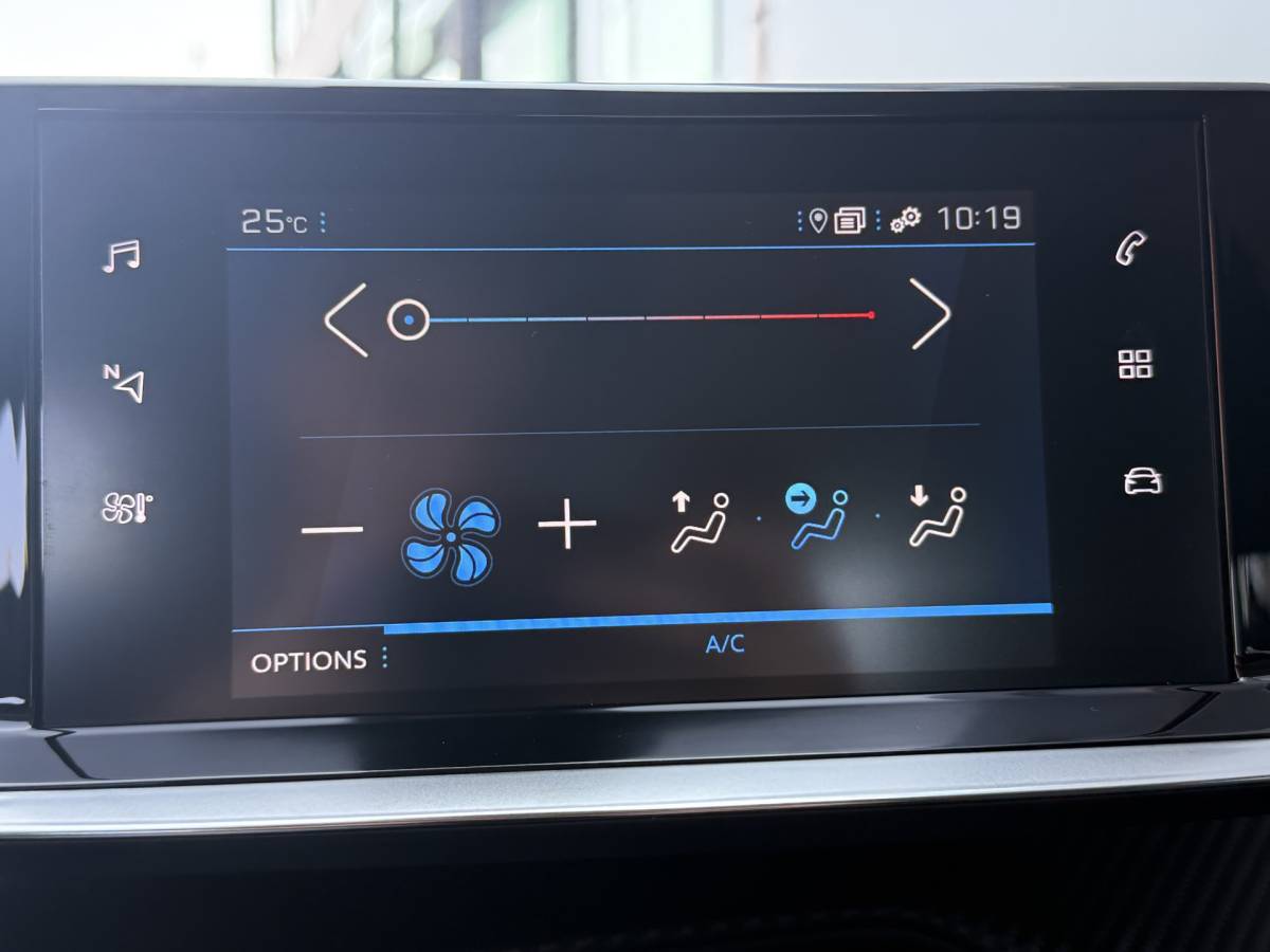 Peugeot 2008 Peugeot 2008 BWJ 2020 1.2 PureTech 101 PK Blue Lease Active FULL LED | 360 CAMERA | CARPLAY + ANDROID | DAB + | NAVI | CLIMA | CRUISE | LMV | PDC