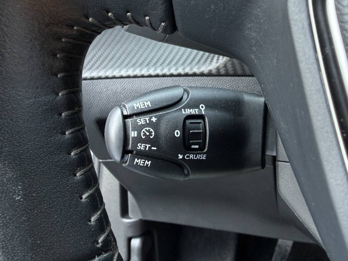 Peugeot 2008 Peugeot 2008 BWJ 2020 1.2 PureTech 101 PK Blue Lease Active FULL LED | 360 CAMERA | CARPLAY + ANDROID | DAB + | NAVI | CLIMA | CRUISE | LMV | PDC