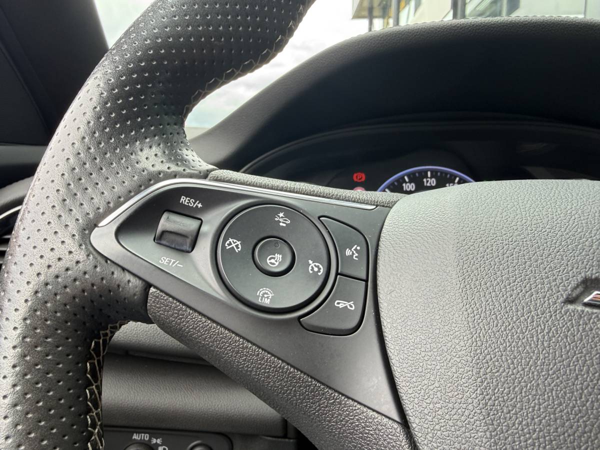 Opel Insignia Opel Insignia Grand Sport BWJ 2021 1.5 CDTI 123 PK Ultimate FULL LED | MATRIX KOPLAMPEN | BOSE | KEYLESS | STUURVERW. | HALF LEDER | DAB + | CARPLAY + ANDROID | NAVI | CLIMA | CRUISE | LMV | PDC