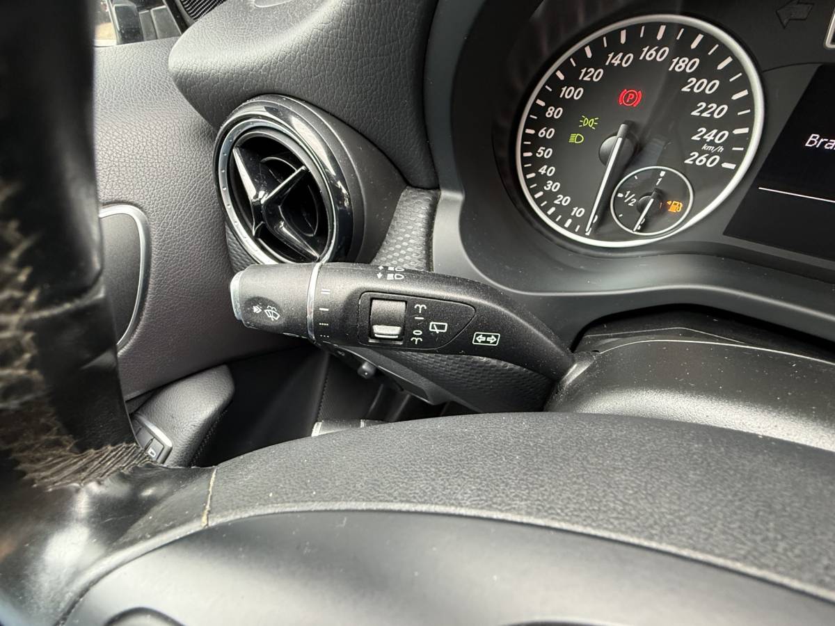 Mercedes-Benz A-Klasse Mercedes-Benz A-klasse BWJ 2014 180 123 pk Ambition NAVI | CLIMA | CRUISE | BLUETOOTH | LMV | PDC
