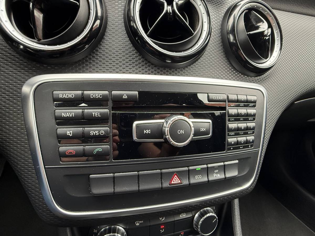 Mercedes-Benz A-Klasse Mercedes-Benz A-klasse BWJ 2014 180 123 pk Ambition NAVI | CLIMA | CRUISE | BLUETOOTH | LMV | PDC