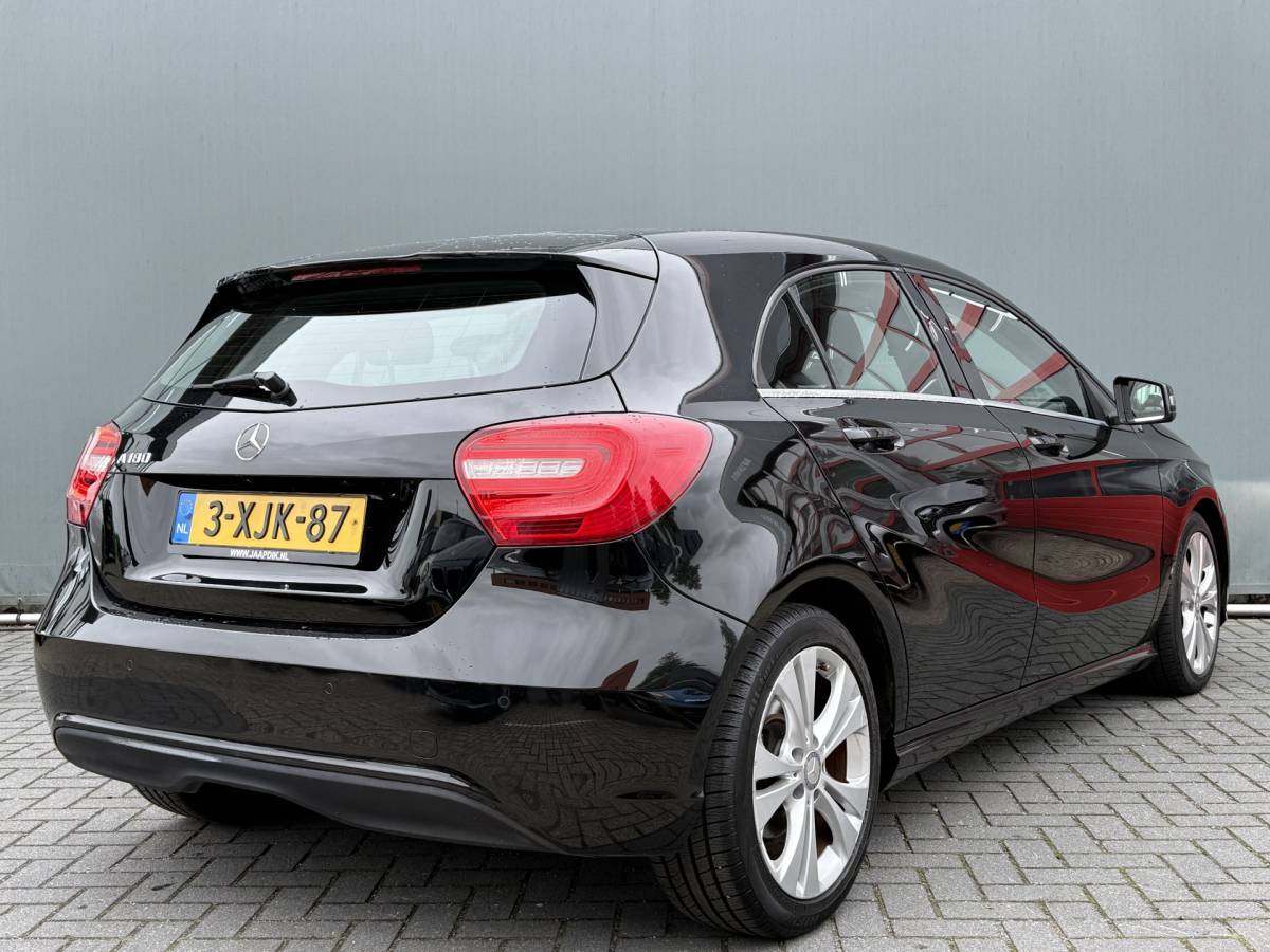 Mercedes-Benz A-Klasse Mercedes-Benz A-klasse BWJ 2014 180 123 pk Ambition NAVI | CLIMA | CRUISE | BLUETOOTH | LMV | PDC