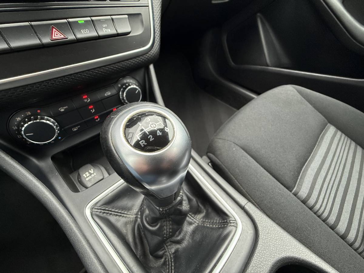 Mercedes-Benz A-Klasse Mercedes-Benz A-klasse BWJ 2014 180 123 pk Ambition NAVI | CLIMA | CRUISE | BLUETOOTH | LMV | PDC