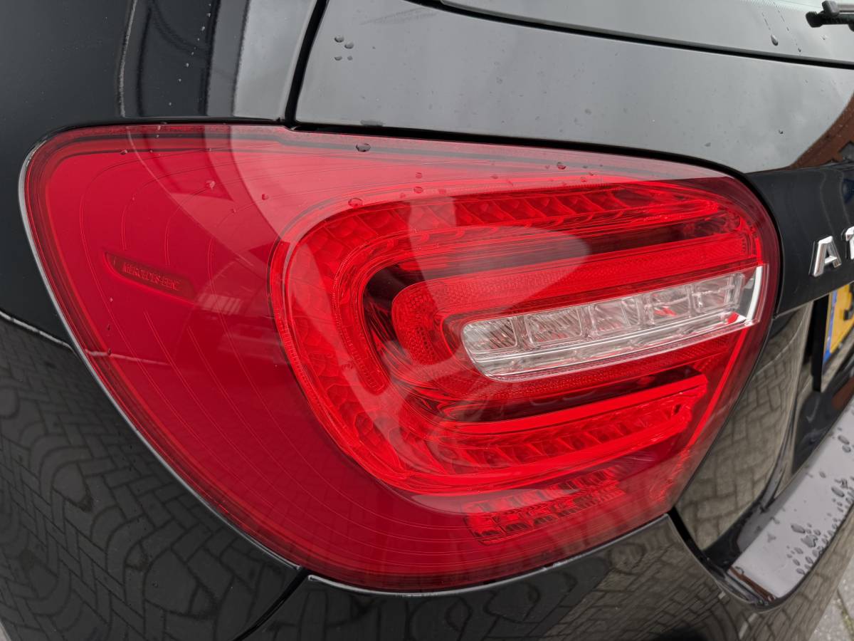 Mercedes-Benz A-Klasse Mercedes-Benz A-klasse BWJ 2014 180 123 pk Ambition NAVI | CLIMA | CRUISE | BLUETOOTH | LMV | PDC