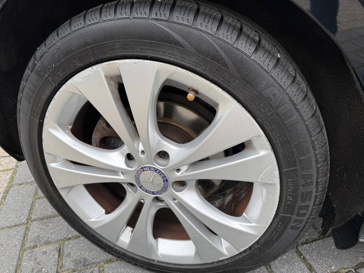 Mercedes-Benz A-Klasse Mercedes-Benz A-klasse BWJ 2014 180 123 pk Ambition NAVI | CLIMA | CRUISE | BLUETOOTH | LMV | PDC