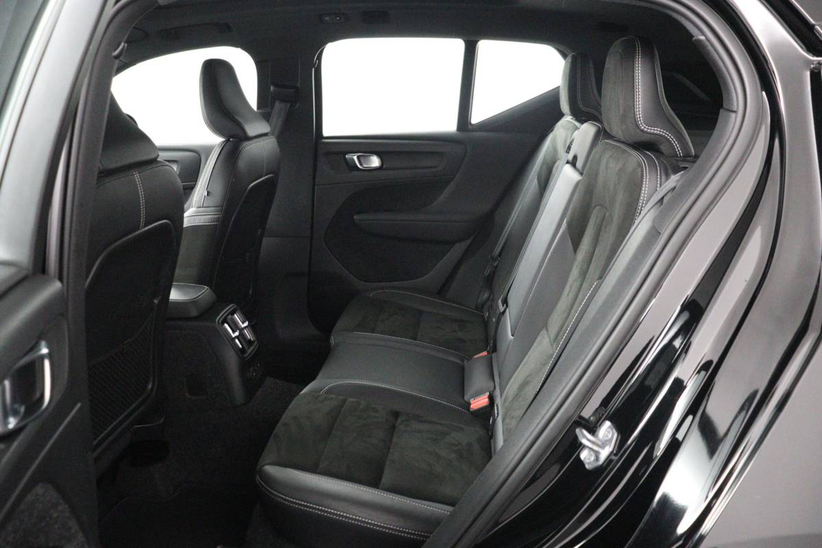Volvo XC40 Volvo XC40 1.5 T5 Recharge R-Design Plug-in Full options/Pano/Trekhaak