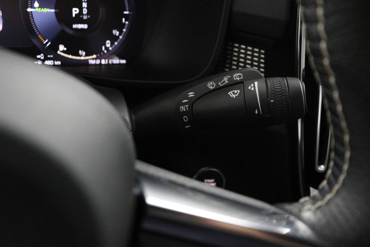 Volvo XC40 Volvo XC40 1.5 T5 Recharge R-Design Plug-in Full options/Pano/Trekhaak