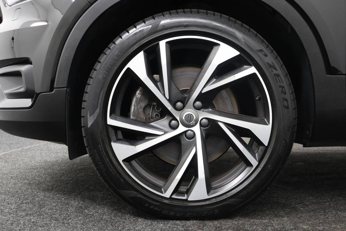 Volvo XC40 Volvo XC40 1.5 T5 Recharge R-Design Plug-in Full options/Pano/Trekhaak