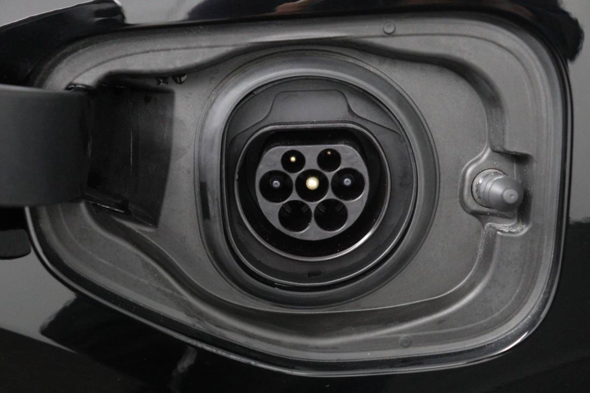 Volvo XC40 Volvo XC40 1.5 T5 Recharge R-Design Plug-in Full options/Pano/Trekhaak