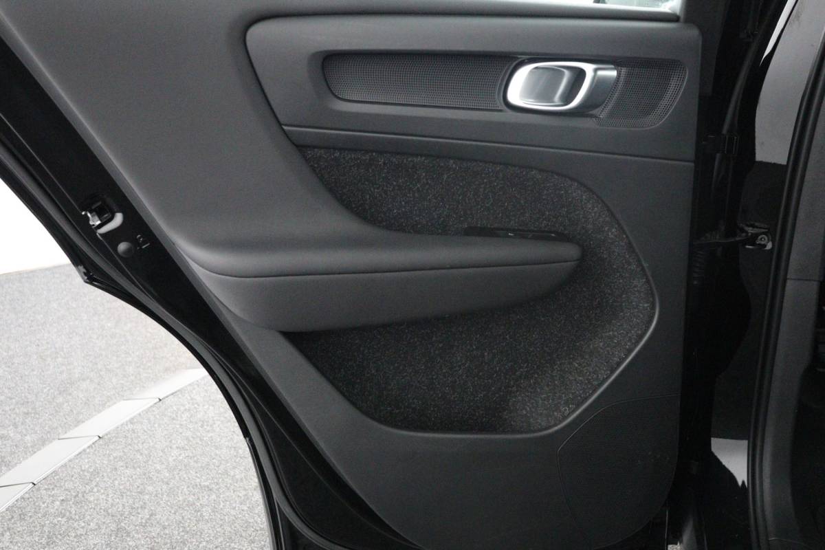 Volvo XC40 Volvo XC40 1.5 T5 Recharge R-Design Plug-in Full options/Pano/Trekhaak