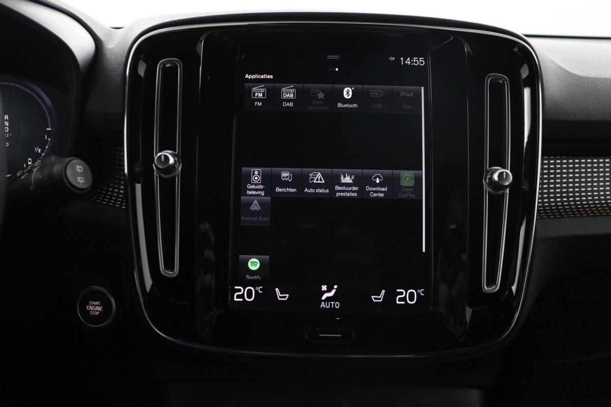 Volvo XC40 Volvo XC40 1.5 T5 Recharge R-Design Plug-in Full options/Pano/Trekhaak