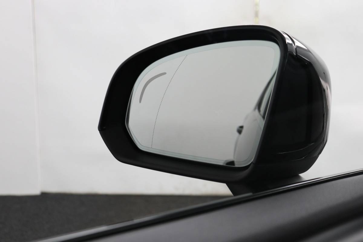 Volvo XC40 Volvo XC40 1.5 T5 Recharge R-Design Plug-in Full options/Pano/Trekhaak
