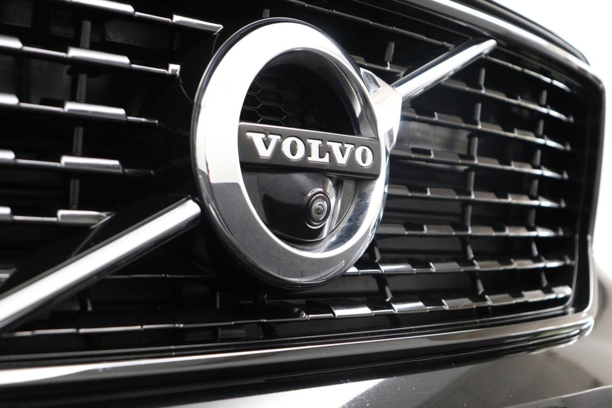 Volvo XC40 Volvo XC40 1.5 T5 Recharge R-Design Plug-in Full options/Pano/Trekhaak