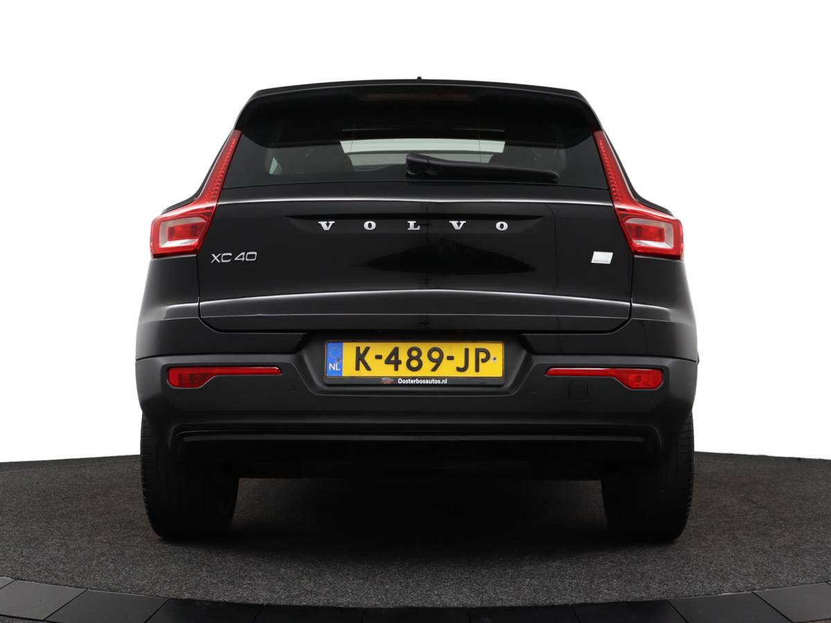 Volvo XC40 Volvo XC40 1.5 T5 Recharge R-Design Plug-in Full options/Pano/Trekhaak