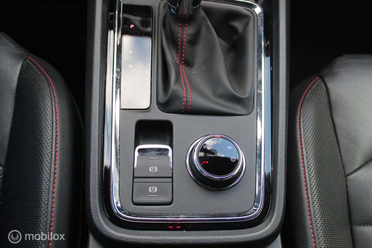 SEAT Ateca Seat Ateca 1.5 TSI FR Bsn Virtual-CP/Leder/Trekaak/Beats/NAP