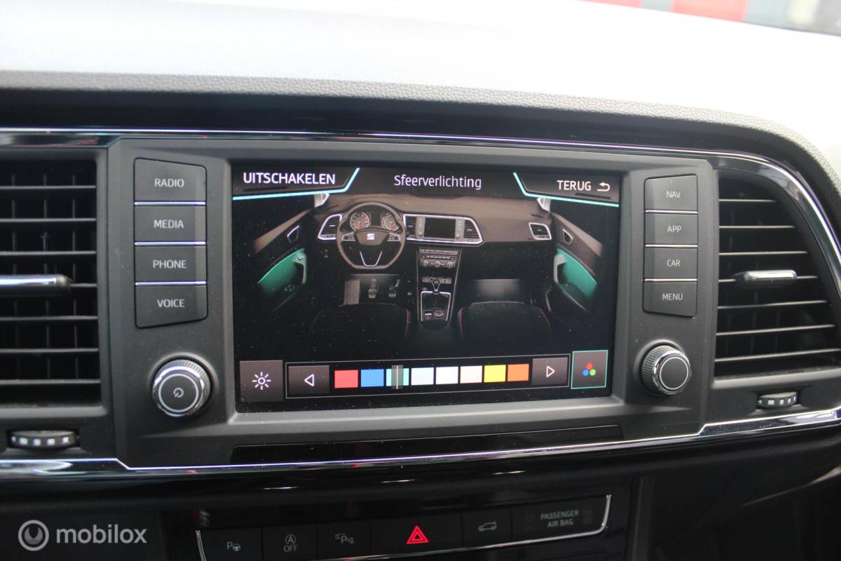 SEAT Ateca Seat Ateca 1.5 TSI FR Bsn Virtual-CP/Leder/Trekaak/Beats/NAP