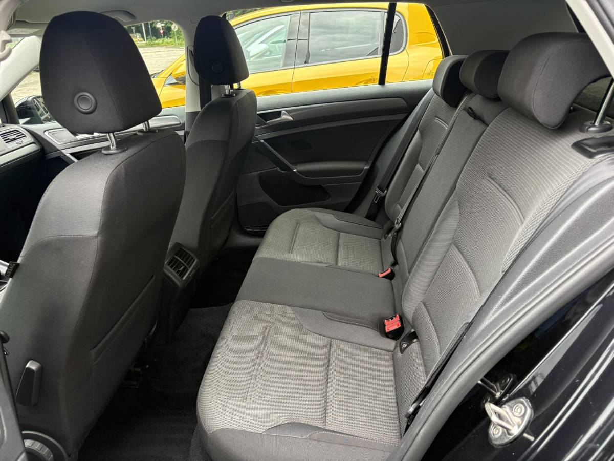 Volkswagen Golf Volkswagen Golf 1.4 TSI Comfortline Trekhaak, Parkeersensoren, Adaptieve Cruise Control