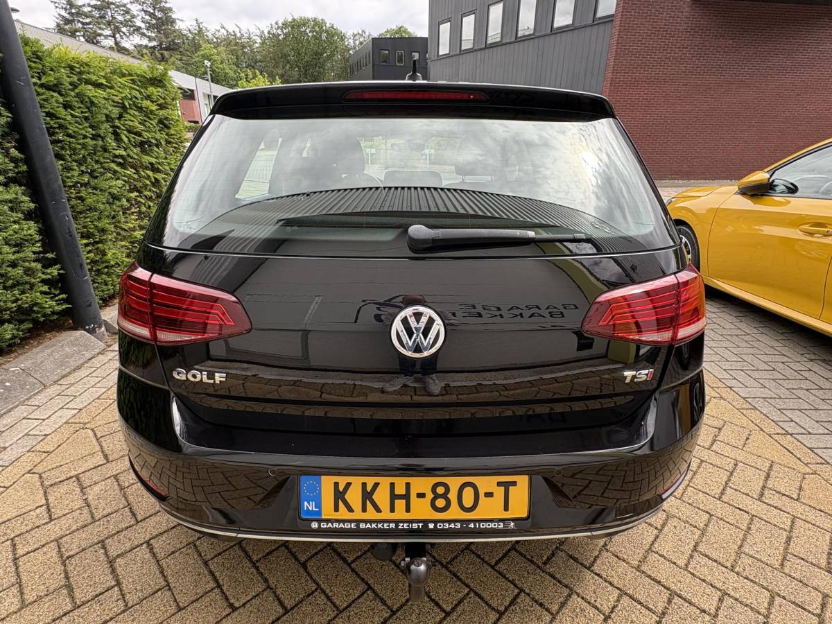 Volkswagen Golf Volkswagen Golf 1.4 TSI Comfortline Trekhaak, Parkeersensoren, Adaptieve Cruise Control