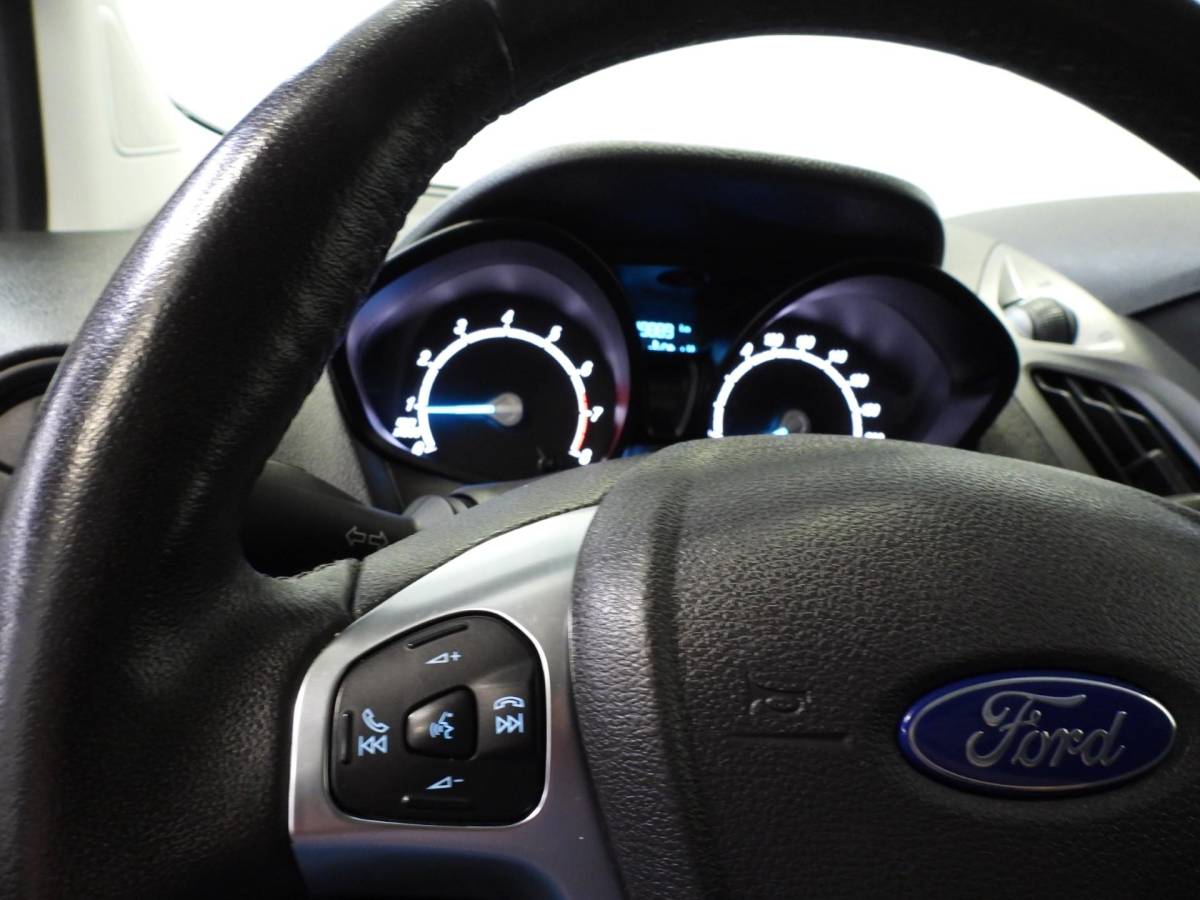Ford Transit Courier Ford Transit Courier 1.0 Trend EcoBoost NAVI/CAMERA/2xSCHUIFDEUR/PDC!