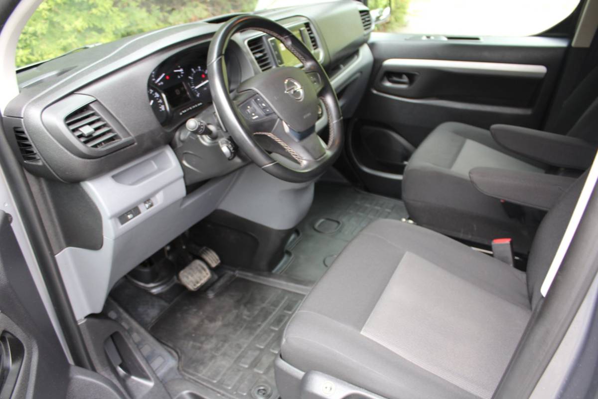Opel Vivaro Opel VIVARO 2.0 BlueHDi 145 S&S L2 145PK Automaat | Parkeercamera | Navigatie | Stoelverwarming