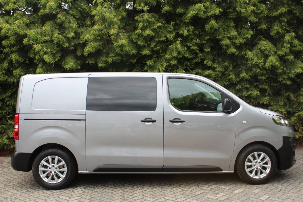 Opel Vivaro Opel VIVARO 2.0 BlueHDi 145 S&S L2 145PK Automaat | Parkeercamera | Navigatie | Stoelverwarming