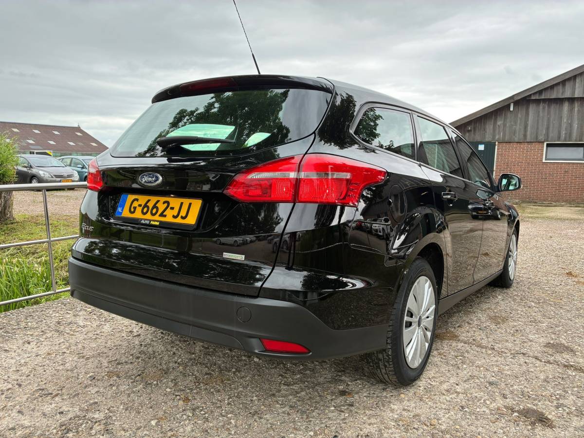 Ford Focus Ford Focus Wagon 1.0 Trend | 103.000 km + Airco + Stoel verw. Nu € 6.975,-!!!