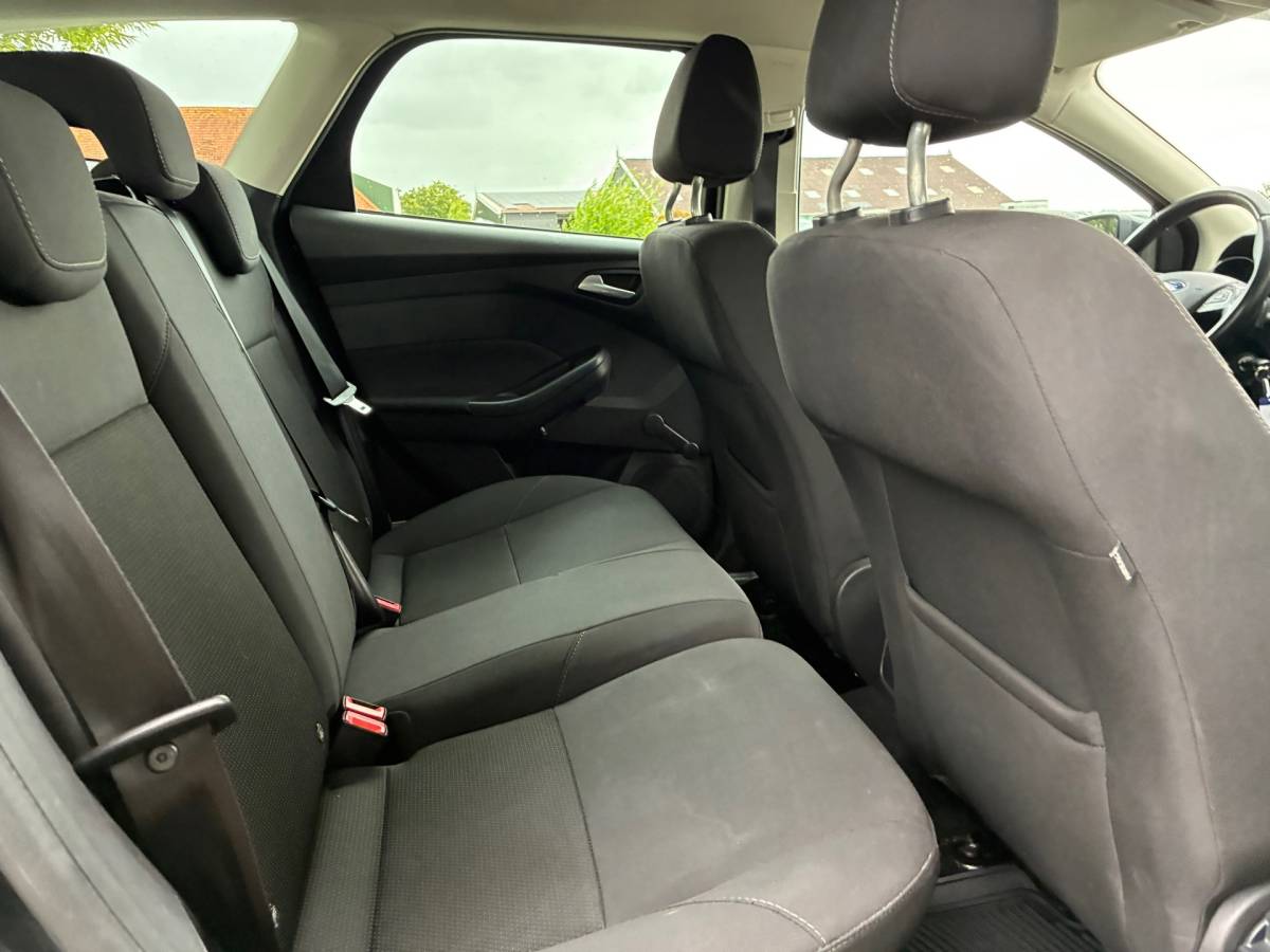Ford Focus Ford Focus Wagon 1.0 Trend | 103.000 km + Airco + Stoel verw. Nu € 6.975,-!!!
