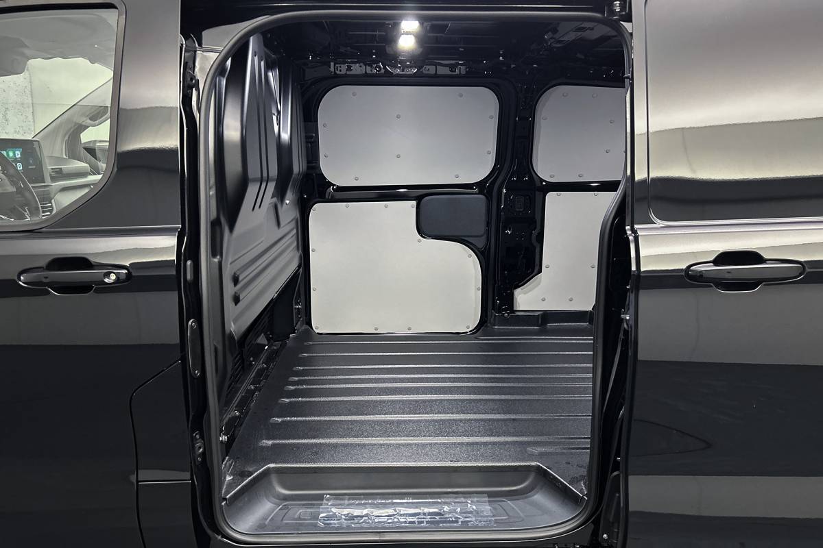 Ford  Ford E-Custom 340 L2 Raptor Edition 71 KWh | Lederen bekleding | 2x schuifdeur | Driver assist pack premium | Stoelverwarming