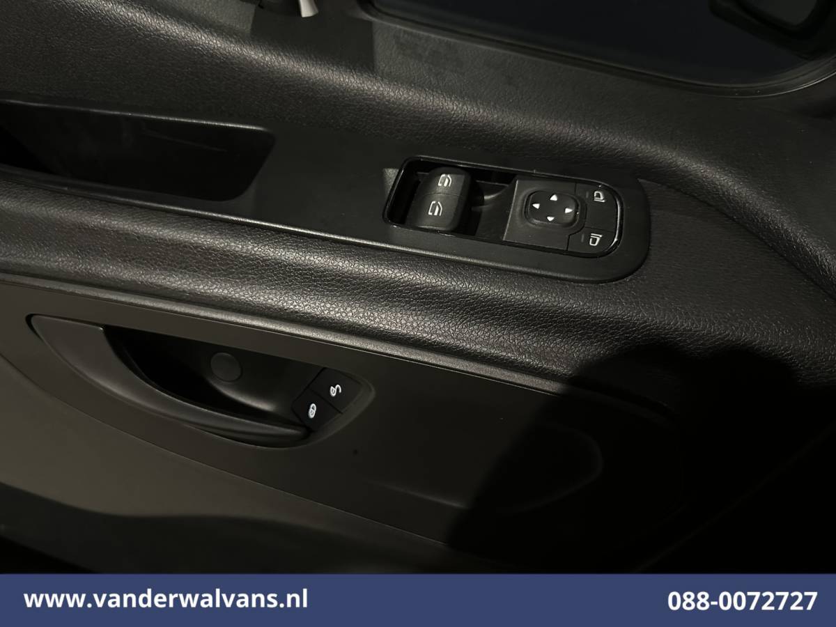 Mercedes-Benz Sprinter Mercedes-Benz Sprinter 317 CDI 170pk L3H2 Euro6 Airco | Camera | Navigatie | Apple Carplay | Cruisecontrol Android Auto, Parkeersensoren, Bijrijdersbank