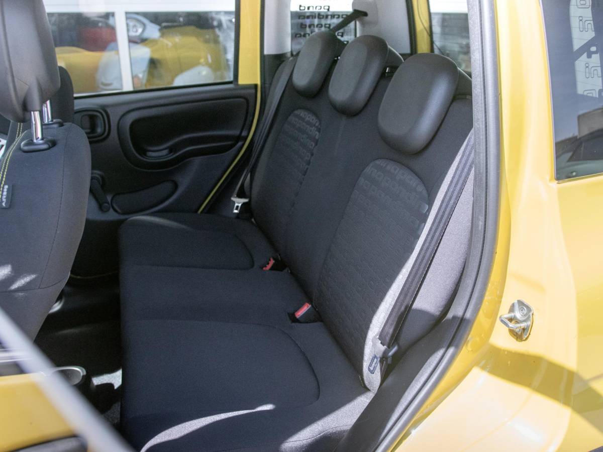 Fiat  Fiat Pandina Cross | Airco | Cruise | Dakrails | 15″ | PDC | Apple Carplay