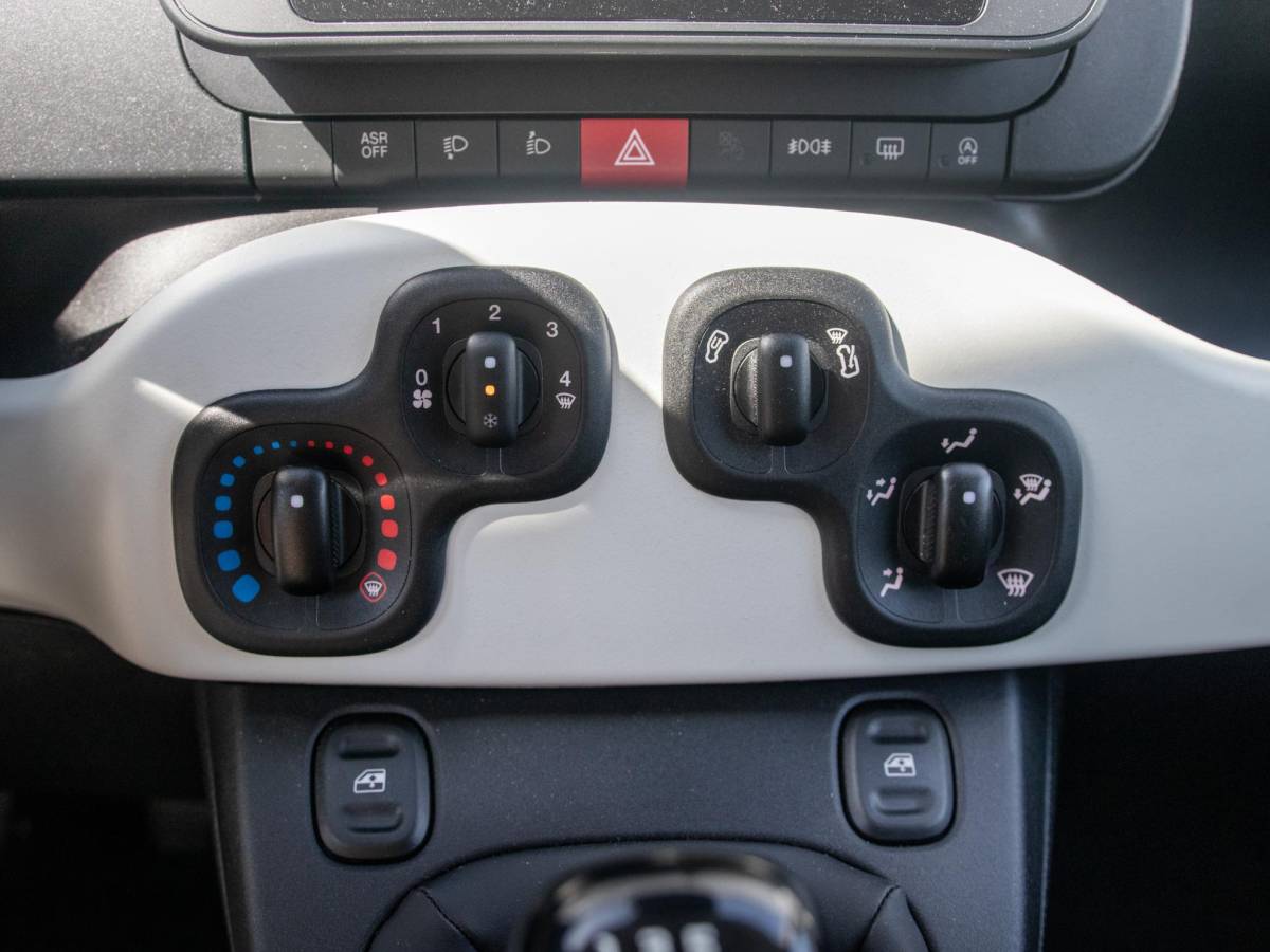 Fiat  Fiat Pandina Cross | Airco | Cruise | Dakrails | 15″ | PDC | Apple Carplay