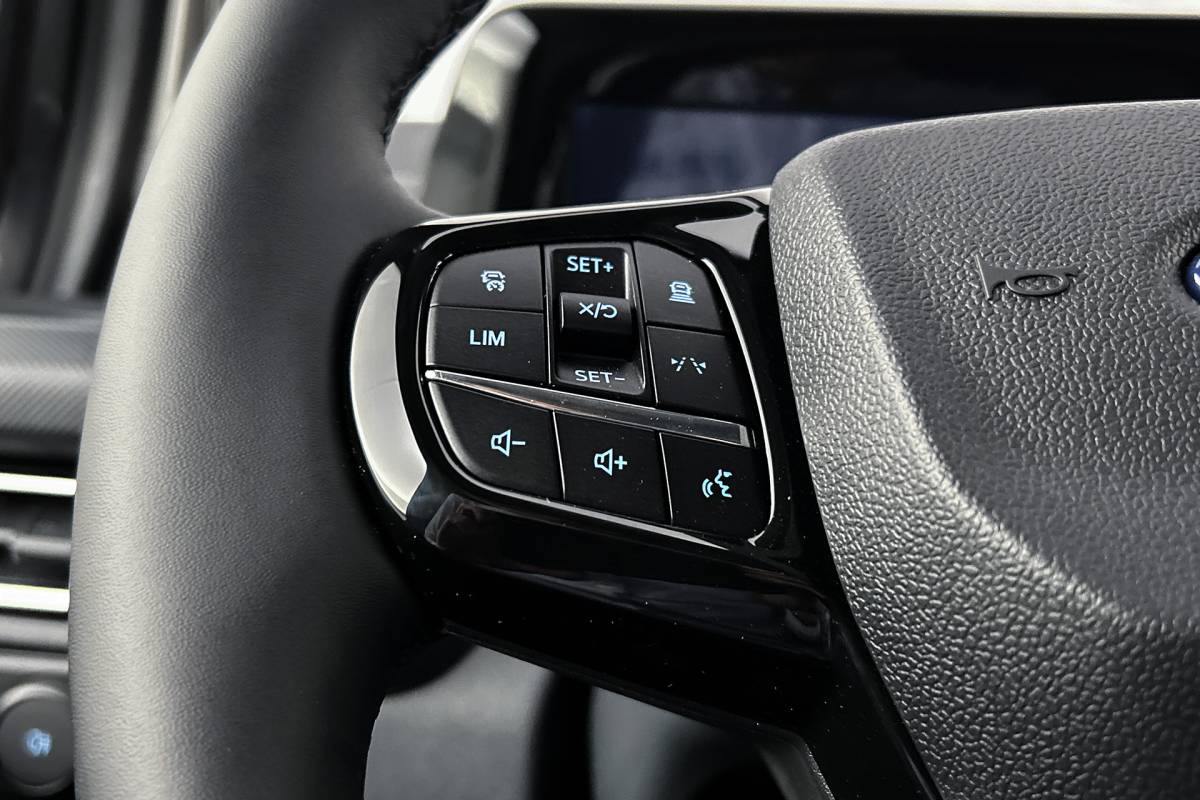 Ford  Ford E-Custom 340 L2 Raptor Edition 71 KWh | Lederen bekleding | 2x schuifdeur | Driver assist pack premium | Stoelverwarming