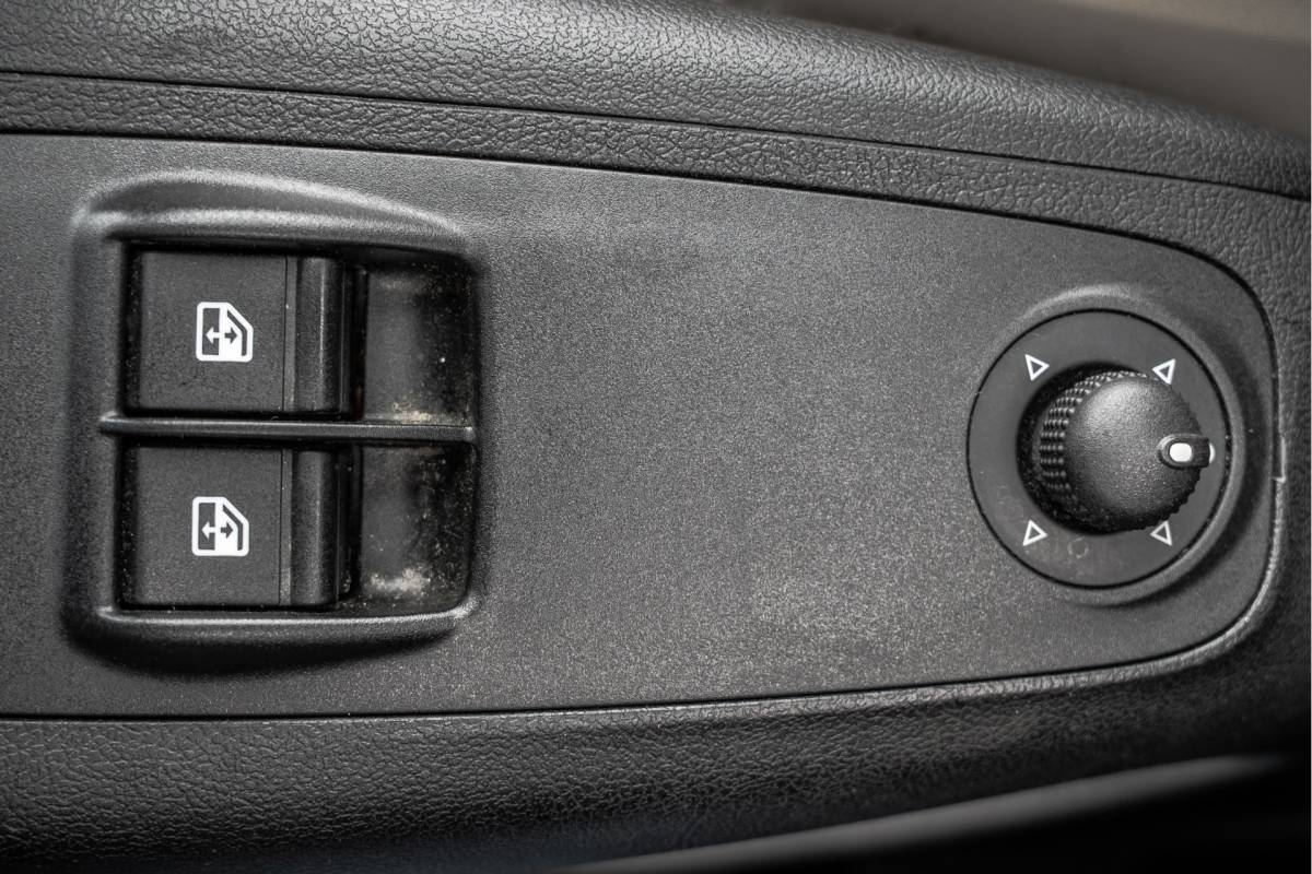 Fiat Ducato Fiat Ducato MultiJet 140PK | Bakwagen met laadklep | Camera | Cruise | Airco
