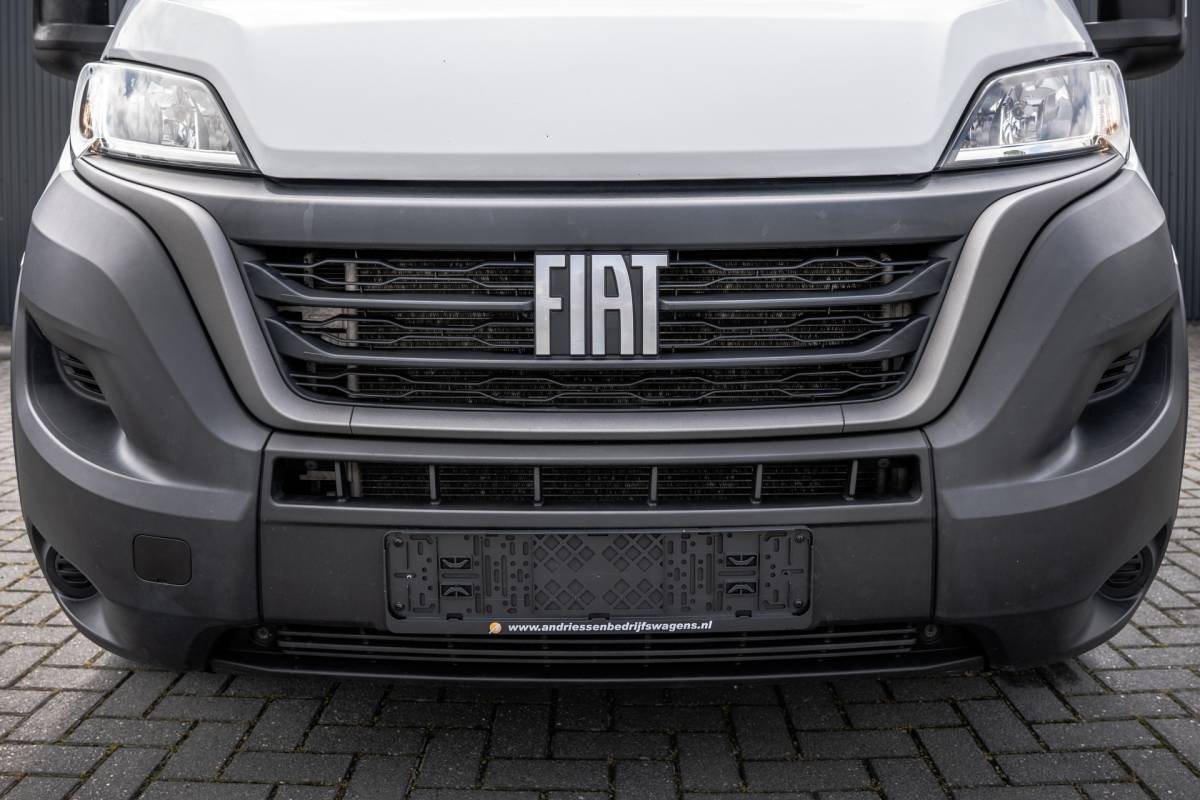 Fiat Ducato Fiat Ducato MultiJet 140PK | Bakwagen met laadklep | Camera | Cruise | Airco