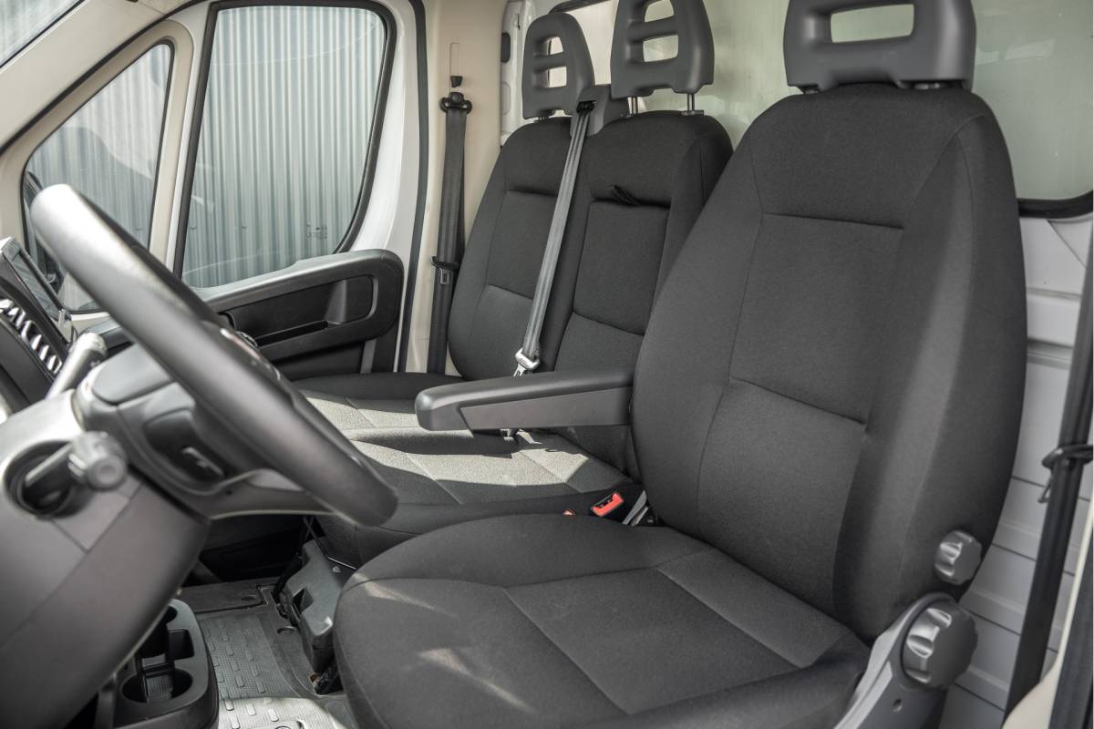 Fiat Ducato Fiat Ducato MultiJet 140PK | Bakwagen met laadklep | Camera | Cruise | Airco