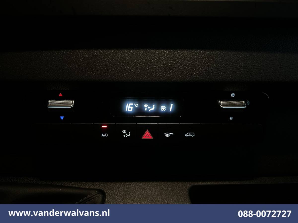 Mercedes-Benz Sprinter Mercedes-Benz Sprinter 317 CDI 170pk L4H2 Supermaxi Euro6 Airco | Camera | Apple Carplay | Android Auto 270 Graden Achterdeuren, Bijrijdersbank