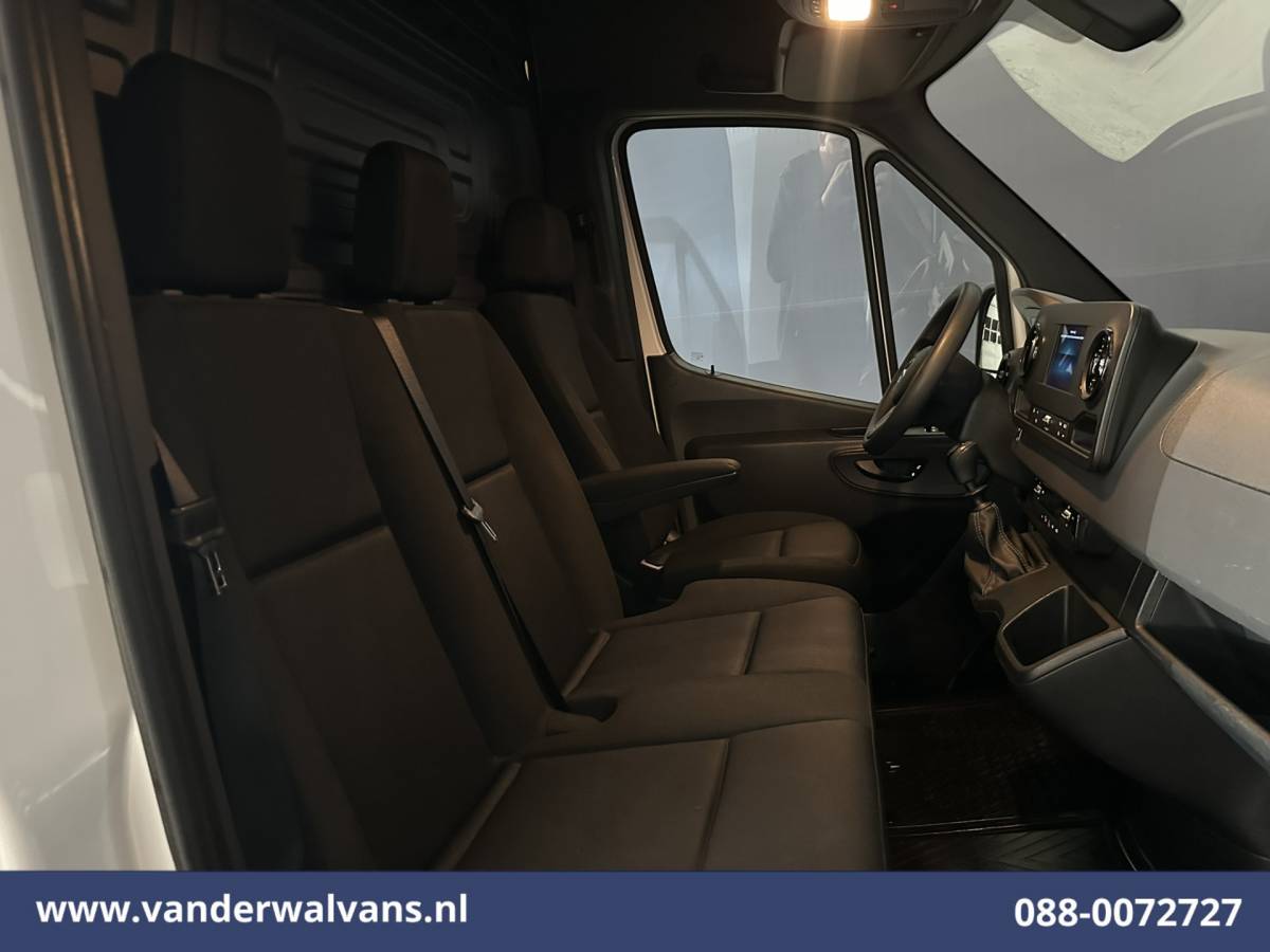 Mercedes-Benz Sprinter Mercedes-Benz Sprinter 317 CDI 170pk L4H2 Supermaxi Euro6 Airco | Camera | Apple Carplay | Android Auto 270 Graden Achterdeuren, Bijrijdersbank