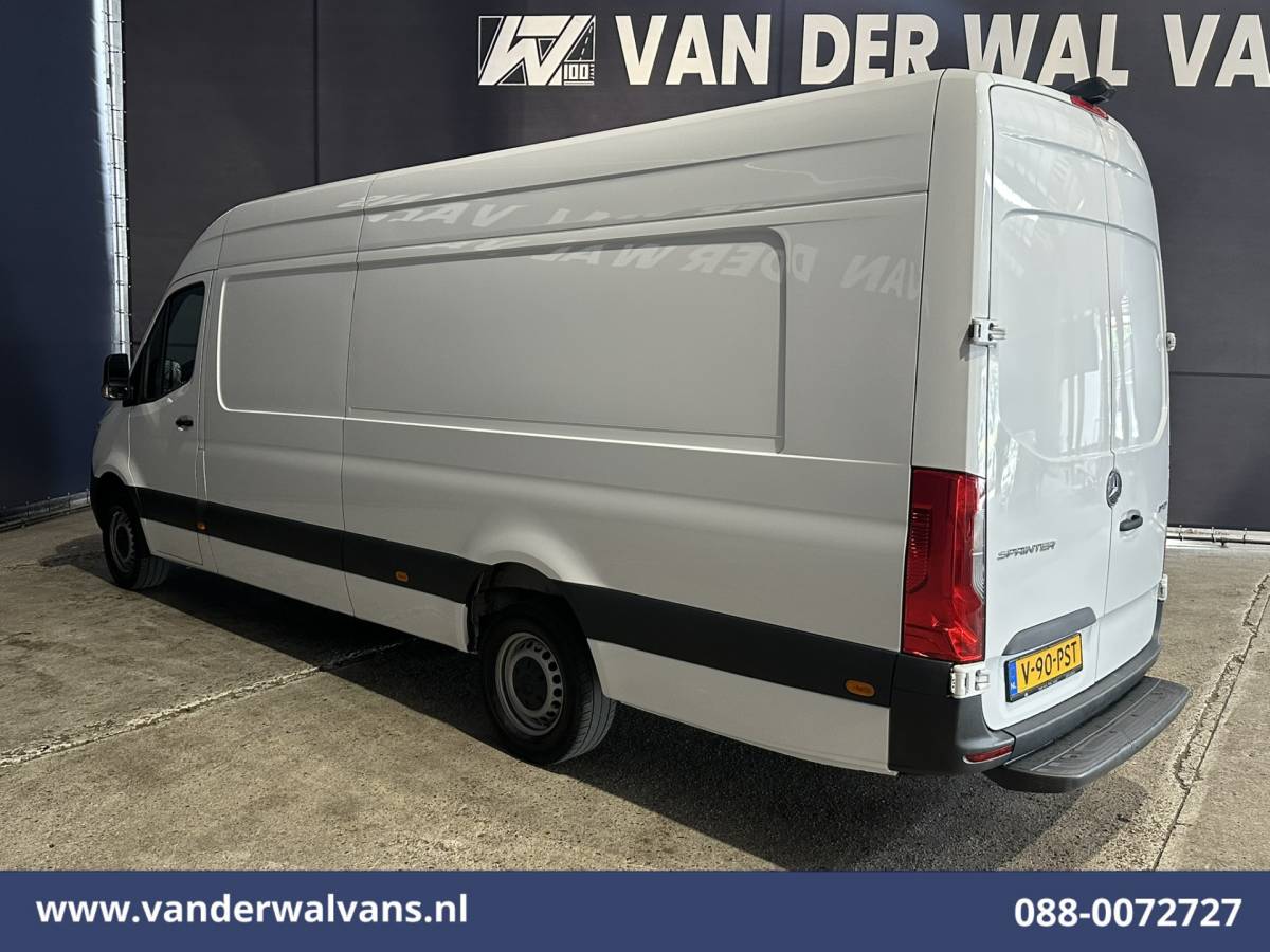 Mercedes-Benz Sprinter Mercedes-Benz Sprinter 317 CDI 170pk L4H2 Supermaxi Euro6 Airco | Camera | Apple Carplay | Android Auto 270 Graden Achterdeuren, Bijrijdersbank