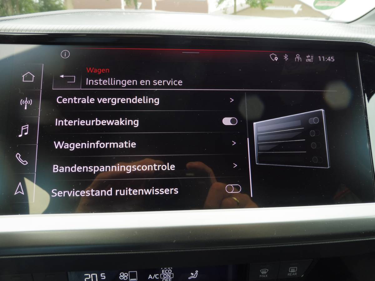 Audi Q4 e-tron Audi Q4 e-tron  SOH 91% 35 Launch edition Advanced 55 kWh LMV 19″| LED Matrix | Sportstoel | 1e eig | NL auto